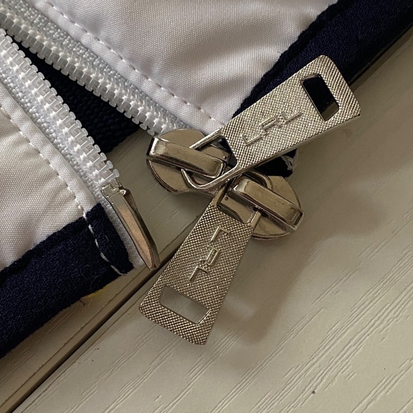 Ralph Lauren Active Quilted Full Zip Vest White and Navy Size XS - Picture 8 of 10